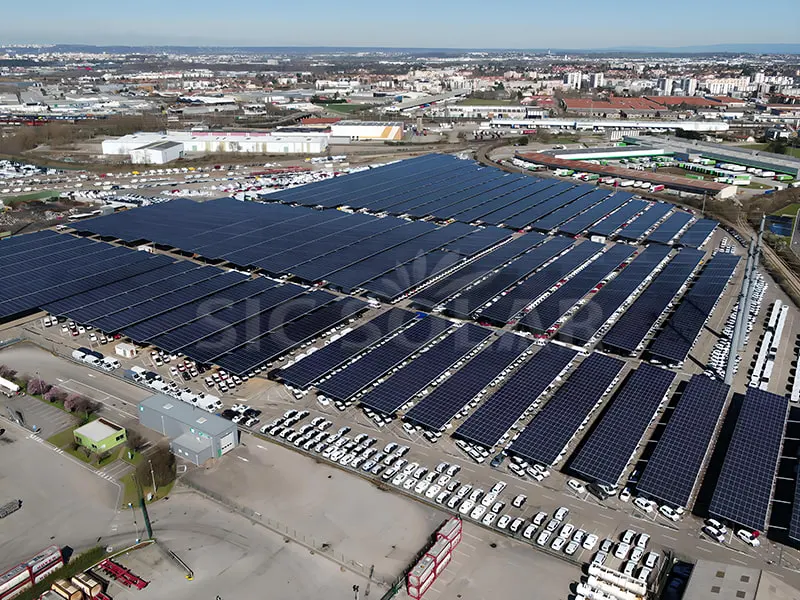 Sistemas de cocheras con energía solar de 16 MW en Francia