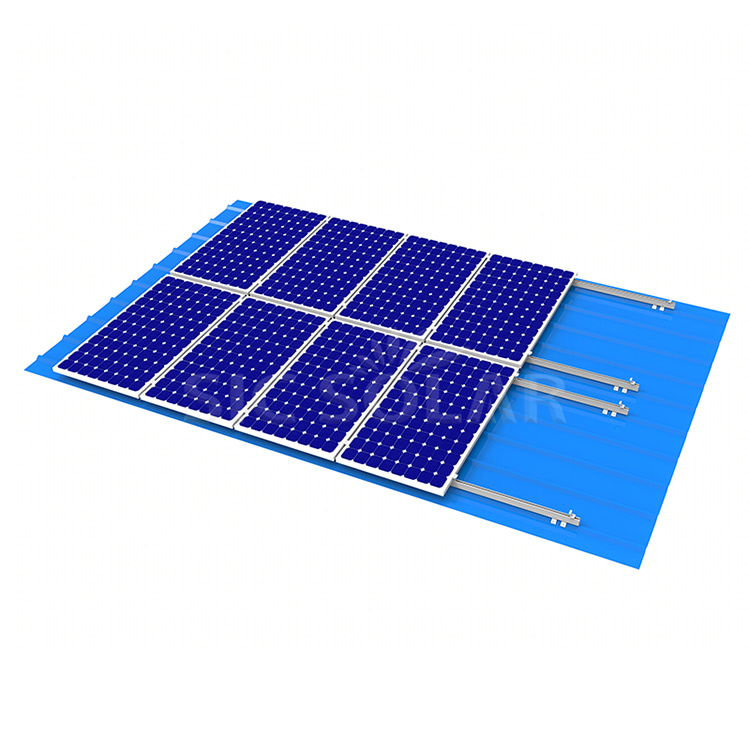 Montaje solar en techo de metal trapezoidal